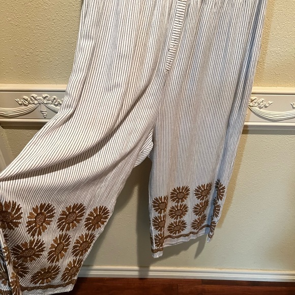 Uncle Frank/Ivy Jane Trendy Pant suit - Picture 2 of 5